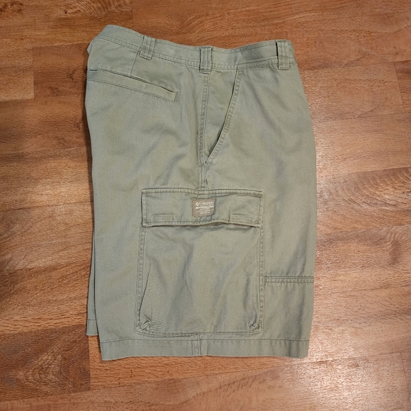 Columbia Men's Green Cargo Pants Size 36 - Picture 6 of 8